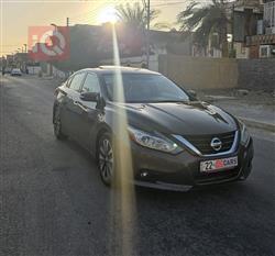 نيسان ألتيما